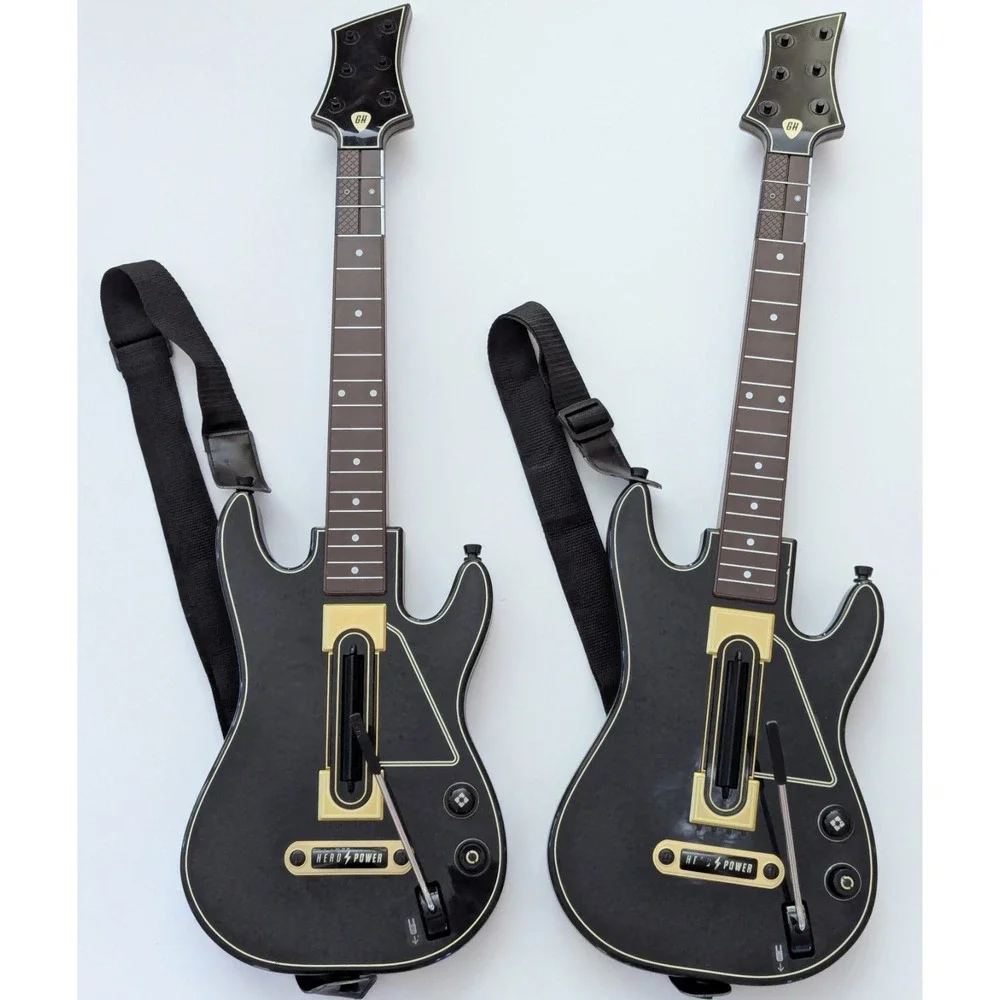 Guitar Hero Live Wireless Controller Model #0000654 NO dongle (Set Of 2) TESTED